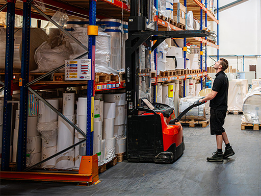 Materials warehouse operative job