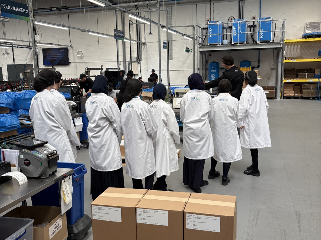 Pupils have a tour of BakPac